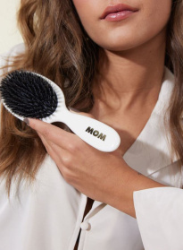 Hair Brush Mom Medium