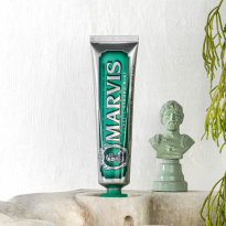 Toothpaste Classic Strong Mint 85 ml