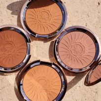 Bronze Goddess Powder Bronzer Light 21g