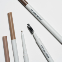 Infinity Brow Pen 0,07 g – Almost Black