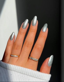 Single Gel Polish 10 ml ─ Silver Glow