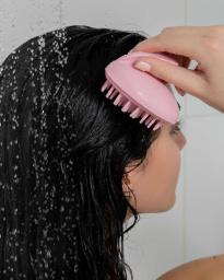 Scalp Massaging Brush