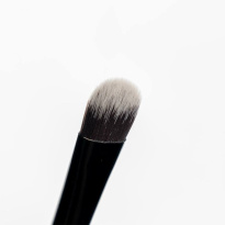 No. 18 Flat Eye Brush