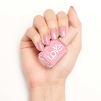 Love By Essie 13,5 ml ─ 50 Free In Me