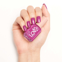 Love By Essie 13,5 ml ─ 140 Get It Girl