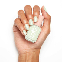 Love By Essie 13,5 ml ─ 220 Revive To Thrive