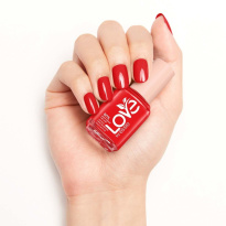 Love By Essie 13,5 ml ─ 100 Lust For Life