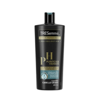 Tresemmé Purifies & Moisturizes Shampoo 685ml