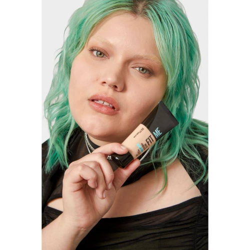 Fit Me Matte + Poreless Foundation 104 Soft Ivory 30ml