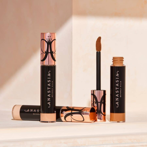 Magic Touch Concealer 12 ml ─ 19
