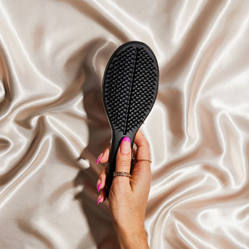 The Ultimate Styler Jet Black