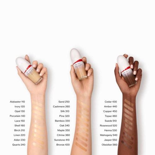RevitalEssence Skin Glow Foundation 160 Shell 30ml
