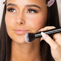 No. 6 Double Ended Powder And Buff Brush