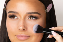 No. 6 Double Ended Powder And Buff Brush