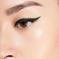 Kajal InkArtist 0,8 g ─ 06 Birodo Green