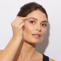 Mini Slant Tweezer – Geranium