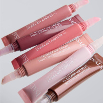 Glossy Lip Treat 13 ml ─ #64 Raisin