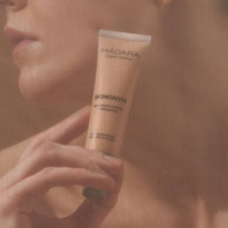 Skinonym Semi-Matte Peptide Foundation 30 ml – 20 Ivory