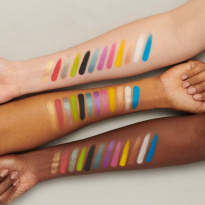 Connect In Colour Eye Shadow Palette 12,2 g ─ Hi-Fi Colour