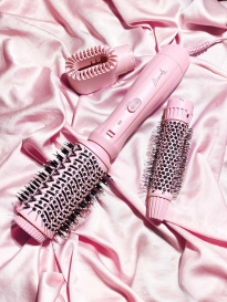 The Interchangable Blow Dry Brush