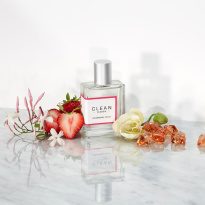 Classic Strawberry Fields Eau De Parfum 60 ml