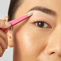 Slant Tweezer – Pretty In Pink