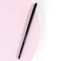 No. 21 Precise Brow Brush