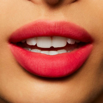 Powder Kiss Liquid Lipcolour – Escandalo! 5 ml