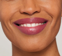 Colorluxe Hydrating Cream Lipstick 2 g – Magnolia