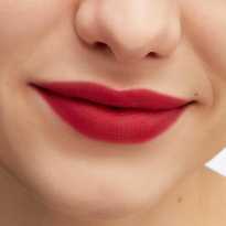 Powder Kiss Lipstick 3 g – 65 Ruby New