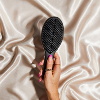 The Ultimate Styler Jet Black