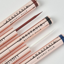 Liquid Liner 2,4 ml – Navy Blue