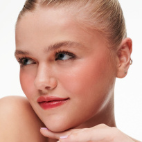 Glow Play Blush Grand 7.3g