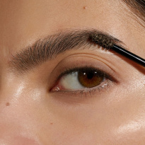 Grow & Fix Tinted Brow Gel 4,25 ml – 4 Dark Brown