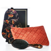 Boar & Nylon Brush Turtle Medium