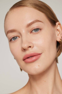 Colorluxe Hydrating Cream Lipstick 2 g – Bellini