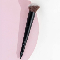 No. 7 Angled Blush Brush