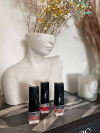 Matte Lipstick 4 g – Jungfrubär