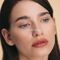 Matte Lipstick 4 g – Jungfrubär