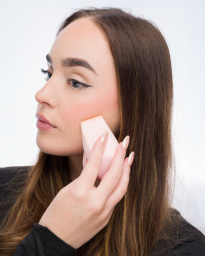 Blend & Sculpt Complexion Sponge