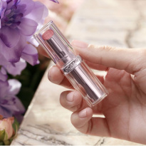 Color Riche Glow Paradise Balm-in-Lipstick 642 Beige Eden 3,8g