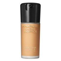 Studio Radiance Serum-Powered Foundation 30 ml ─ NC44