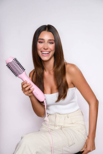 The Blow Dry Brush Pink