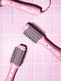 The Blow Dry Brush Pink