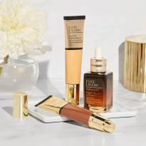 Futurist Hydra Rescue Moisturizing Makeup Foundation 35 ml ─ SPF45 6N1 Mocha