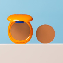 UV Tanning Compact Foundation SPF 10 Natural 12g