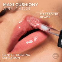 Plump Ambition Hyaluron Lip Oil  ml ─ 650 Nude Macaron