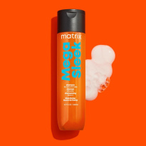 Total Results Mega Sleek Shampoo 300 ml