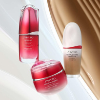 RevitalEssence Skin Glow Foundation 250 Sand 30ml