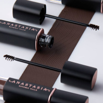Volumizing Tinted Brow Gel 3,2 ml – Auburn